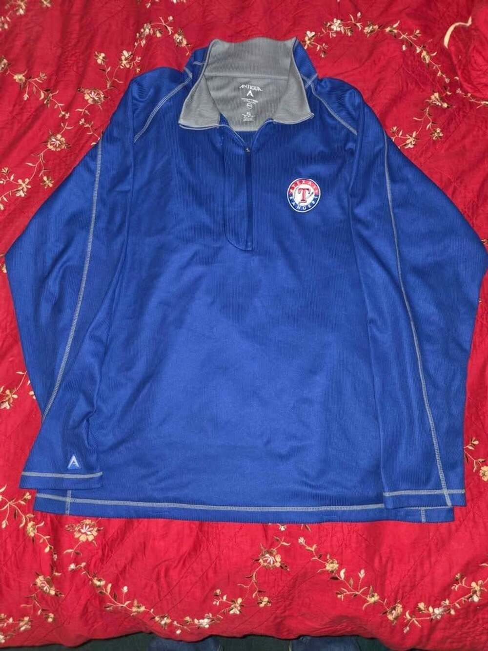 Antigua Texas Rangers Long Sleeve Pullover